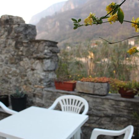 Riva Bianca Castle Holiday Home Lierna Exterior foto