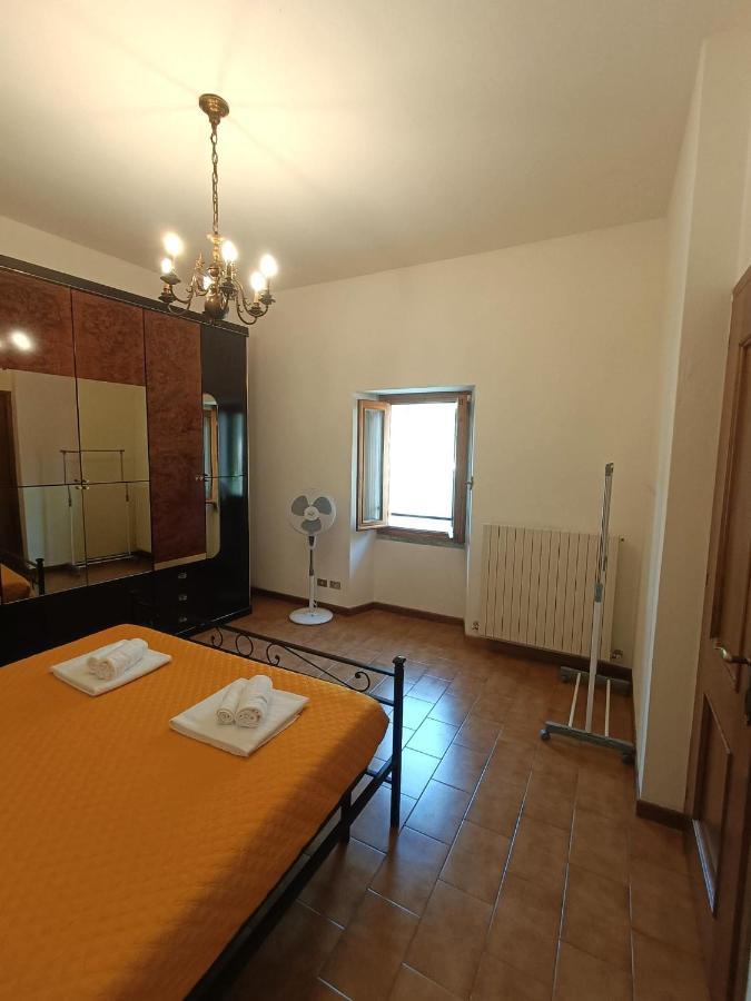 Riva Bianca Castle Holiday Home Lierna Exterior foto