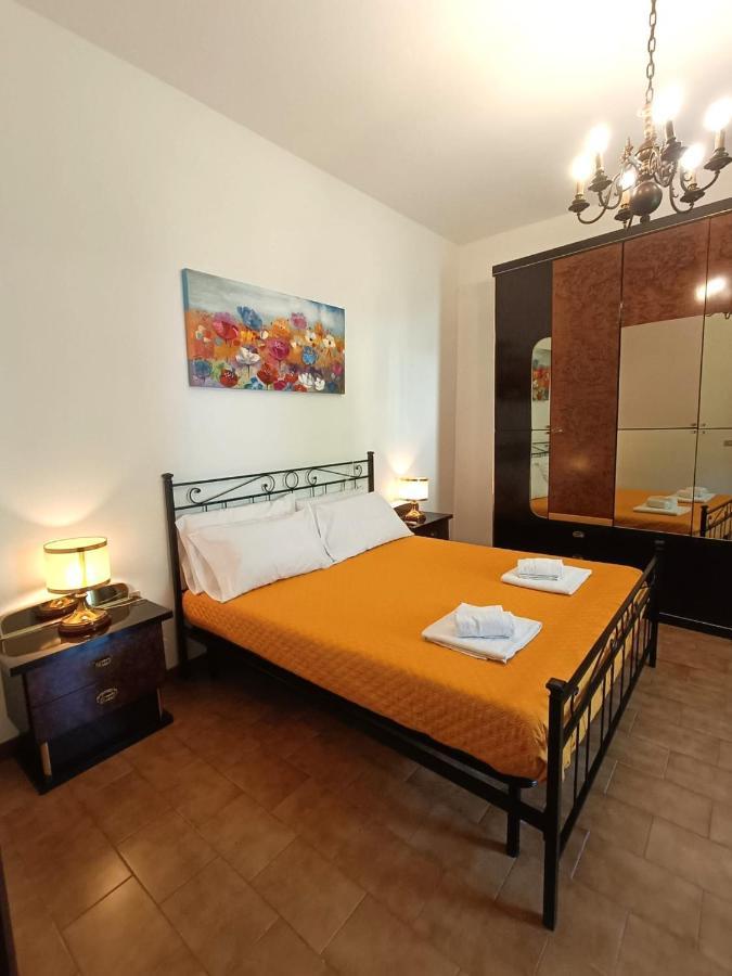Riva Bianca Castle Holiday Home Lierna Exterior foto